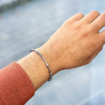 بنگل استخوانی استیل بنگل بامبو استیل مشخصات محصول : رنگ : نقره ای رنگ ثابت جنس : استیل بدون حساسیت مناسب سایز دست آقایان و بانوان کانال محصولات و کدرهگیری واتساپ https://whatsapp.com/channel/0029Vb6G4LDA89MaeB17xp18 کانال محصولات جدید پیام رسان ایتا https://eitaa.com/kharraziaramis مشاهده کدرهگیری پیام رسان ایتا https://eitaa.com/postkharraziaramis پیج اینستاگرام https://instagram.com/kharraziaramis شماره واتساپ و پاسخگویی ( ساعات کاری  9 تا 14 ) 09100772050 دستبند بنگل استخوانی نقره ای دستبندبنگل استخوانی نقره ای دستیند نقره ای استخوانی بنگل استخوانی دستبند استخوانی بنگل استخوانی دستبند بنگل استخوانی نقره ای دستبند بنگل استیل دستبند استیل بنگل بامبو دستبند رنگ ثابت بنگل بامبو دستبند بامبو بنگل رنگ ثابت دستبند بامبو مردانه بنگل خلخال بامبو مردانه بنگل مردانه دستبند خلخال مردانه بامبو بنگل پسرانه خلخال پسرانه بنگل استیل مردانه خلخال استیل مردانه خلخال پسرانه استخوانی خلخال استیل استخوانی پسرانه بنگل استیل پسرانه