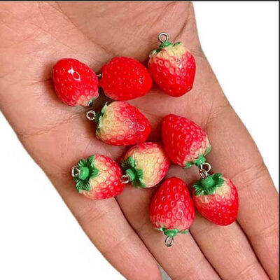 خرجکار توت فرنگی پلاستیکی