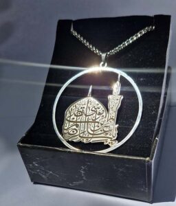 گردنبند علی بن موسی الرضا مذهبی کد42 گردنبند مذهبی مشخصات محصول : زنجیر استیل ویتالی سایز زنجیر : 50 سانت رنگ زنجیر : نقره ای بدون حساسیت و رنگ ثابت قفل و حلقه نقره ای استیل رنگ ثابت مشخصات پلاک: سایز پلاک :  سانت رنگ : نقره ای جنس : استیل رنگ ثابت بدون حساسیت پیج اینستاگرام  https://instagram.com/kharraziarmis کانال محصولات جدید  https://eitaa.com/kharraziaramis مشاهده کدرهگیری  https://eitaa.com/postkharraziaramis کانال ایتا ( https://eitaa.com/kharraziaramis )برای عضویت و مشاهده محصولات و رهگیری کد مرسوله های ارسالی گردنبند یا امام رضا علیه السلام خرازی ارامیس خرازی قم خرازی زیورالات خرازی بازار تهران خرازی بازار بزرگ خرازی مروی خرازی مشهد خرازی شیراز خرازی اصفهان گردنبند امام رضا علیه السلام  استیل گردنبند استیل یاامام رضا علیه السلام  گردنبند یا امام رضا علیه السلام  گردنبند یا امام رضا علیه السلام  گردنبند امام رضا علیه السلام گردنبند امام رضا علیه السلام   گردنبند استیل امام رضا علیه السلام  گردنبند امام رضا علیه السلام استیل گردنبند پسرانه امام رضا علیه السلام  استیل گردنبند پسرانه استیل امام رضا علیه السلام  گردنبند پسرانه یاامام رضا علیه السلام  گردنبند پسرانه یا رضا علیه السلام گردنبند پسرانه یا امام رضا علیه السلام گردنبند پسرانه یا زهرا سلام الله گردنبند پسرانه استیل یا زهرا سلام الله گردنبند پسرانه یا زهرا سلام الله استیل پسرانه گردنبند پسرانه یا زهرا سلام الله استیل گردنبند پسرانه استیل یا زهرا سلام الله گردنبند مردانه یا زهرا سلام الله گردنبند مردانه یا زهرا سلام الله گردنبند مذهبی گردنبند مردانه مذهبی گردنبند استیل مذهبی گردنبند رنگ ثابت مذهبی گردنبندمذهبی خرازی ارامیس