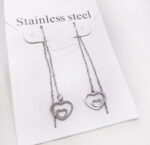 گوشواره بخیه ای استیل دوقلب مشخصات : طول زنجیر : 6 سانت طول پلاک : یک سانت رنگ طلایی و نقره ای جنس استیل رنگ ثابت کانال محصولات جدید پیام رسان ایتا https://eitaa.com/kharraziaramis مشاهده کدرهگیری پیام رسان ایتا https://eitaa.com/postkharraziaramis کانال واتساپ https://whatsapp.com/channel/0029Vb6G4LDA89MaeB17xp18 پیج اینستاگرام https://instagram.com/kharraziaramis شماره واتساپ و پاسخگویی ( ساعات کاری 9 تا 13 – 17 تا 21 ) 09100772050 خرازی ارامیس خرازی قم خرازی زیورالات خرازی بازار تهران خرازی بازار بزرگ خرازی مروی خرازی مشهد خرازی شیراز خرازی اصفهان گوشواره قلب گوشواره گوشواره استیل قلب گوشواره دخترانه بخیه ای قلب گوشواره زنجیری قلب بخیه ای قلب گوشواره رنگ ثابت بخیه ای قلب گوشواره بخیه ای قلب گوشواره قلب گوشواره قلب بخیه ای قلب گوشواره دخترانه بخیه ای قلب گوشواره زنجیری بخیه ای قلب گوشواره رنگ ثابت بخیه ای قلب