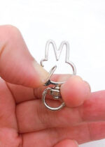 قفل جاکلیدی فانتزی حلقه جاکلیدی فانتزی جنس فلز اندازه ... رنگبندی : نقره ای طرح :دلفین - قلبی - ستاره - ماه - خرگوش - کیتی - صدف - گل - کانال محصولات جدید پیام رسان ایتا https://eitaa.com/kharraziaramis کانال محصولات جدید پیام رسان روبیکا https://Rubika.ir/kharraziaramis مشاهده کدرهگیری پیام رسان ایتا https://eitaa.com/postkharraziaramis مشاهده کدرهگیری پیام رسان روبیکا https://Rubika.ir/postkharraziaramis کانال واتساپ https://whatsapp.com/channel/0029Vb6G4LDA89MaeB17xp18 پیج اینستاگرام https://instagram.com/kharraziaramis شماره واتساپ و پاسخگویی ( ساعات کاری 9 تا 13 – 17 تا 21 ) 09100772050 خرازی ارامیس خرازی قم خرازی زیورالات خرازی بازار تهران خرازی بازار بزرگ خرازی مروی خرازی مشهد خرازی شیراز خرازی اصفهان مدبر قفل جاکلیدی قفل موبایل قفل اویز موبایل قفل کیف مدبر کیف قفل رنگی مدبر رنگی مدبر اویز موبایل مدبر جاکلیدی قفل جاکلیدی فانتزی حلقه جا کلیدی فانتزی