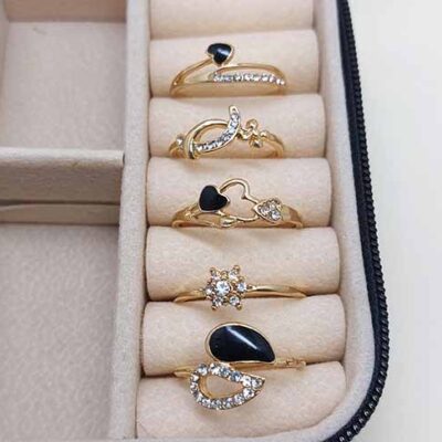 پک انگشتر دخترانه 5عددی قلبی مشکی