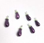 خرجکار فانتزی بادمجان برجسته کد46 🍆پلاک فانتزی مناسب ساخت زیورآلات و اکسسوری 🍆 خرجکار بادمجان برجسته؛ انتخابی خاص برای ساخت زیورآلات فانتزی و متفاوت اگر به دنبال یک خرجکار فانتزی با طراحی خاص و الهام گرفته از طرح‌های میوه‌ای برای ساخت انواع گردنبند، دستبند، گوشواره، جاکلیدی و سایر اکسسوری‌های دست‌ساز هستید، خرجکار فانتزی بادمجان برجسته کد 46 انتخابی جذاب و متفاوت خواهد بود. طراحی برجسته و فانتزی این پلاک بادمجان جلوه‌ای خاص به زیورآلات شما می‌بخشد و آن را به گزینه‌ای محبوب برای ساخت اکسسوری‌های فانتزی، کودکانه و دست‌ساز تبدیل کرده است. ✨ این پلاک بادمجان فانتزی با کیفیت ساخت بالا، رنگ‌آمیزی جذاب و مقاومت مناسب، برای ساخت زیورآلات، گیفت، جاکلیدی و انواع اکسسوری‌های خلاقانه ایده‌آل بوده و می‌تواند محصولات شما را خاص‌تر و حرفه‌ای‌تر جلوه دهد. ⭐ ویژگی‌های محصول ✅ طرح بادمجان برجسته فانتزی ✅ طراحی زیبا، خاص و جذاب ✅ کیفیت ساخت بالا و مقاومت مناسب ✅ رنگ‌آمیزی باکیفیت و بادوام ✅ مناسب برای ساخت گردنبند، دستبند، گوشواره، جاکلیدی و انواع اکسسوری ✅ مناسب برای زیورآلات فانتزی، کودکانه و دست‌ساز 📌 مشخصات فنی نام محصول: خرجکار فانتزی بادمجان برجسته کد محصول: 46 ابعاد: در اطلاعات ارسالی درج نشده است. نوع: پلاک فانتزی کاربرد: ساخت زیورآلات، اکسسوری و کاردستی 💡 چرا این محصول را انتخاب کنیم؟ اگر قصد دارید زیورآلاتی خاص و متفاوت تولید کنید، خرجکار بادمجان برجسته انتخابی عالی است. طراحی منحصربه‌فرد، کیفیت مناسب و رنگ‌آمیزی زیبا باعث می‌شود این پلاک در ساخت انواع گردنبند، دستبند، گوشواره و اکسسوری‌های دست‌ساز جلوه‌ای متفاوت ایجاد کند. این محصول برای هنرمندان، تولیدکنندگان زیورآلات و فروشندگان اکسسوری‌های فانتزی گزینه‌ای کاربردی و پرفروش محسوب می‌شود. 🛍️ خرید از خرازی آرامیس در خرازی آرامیس می‌توانید انواع خرجکار فانتزی، پلاک زیورآلات، لوازم ساخت بدلیجات، اکسسوری و سایر ملزومات ساخت زیورآلات را با قیمت مناسب تهیه کنید. همچنین با عضویت در کانال ایتای خرازی آرامیس می‌توانید جدیدترین محصولات را مشاهده کرده، از موجودی کالاها مطلع شوید و کد رهگیری مرسوله‌های ارسالی خود را دریافت کنید. 📢 کانال محصولات جدید: https://eitaa.com/kharraziaramis 🔍 کلمات کلیدی خرجکار بادمجان، خرجکار بادمجان برجسته، پلاک بادمجان، پلاک بادمجان فانتزی، خرجکار طرح بادمجان، پلاک طرح بادمجان، گردنبند بادمجان، دستبند بادمجان، گوشواره بادمجان، خرجکار میوه، پلاک میوه، خرجکار میوه فانتزی، خرجکار فانتزی، پلاک فانتزی، خرجکار زیورآلات، لوازم ساخت زیورآلات، اکسسوری فانتزی، خرید خرجکار بادمجان، قیمت خرجکار بادمجان، خرازی آرامیس، خرازی آنلاین، خرازی اینترنتی، خرازی قم، خرازی عمده، خرازی بازار، اکسسوری آنلاین، اکسسوری اینترنتی، لوازم بدلیجات.