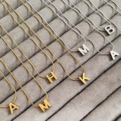  گردنبند حروف برجسته سه بعدی رنگ ثابت نقره ای  گردنبند حروف برجسته سه بعدی حروف لاتین استیل رنگ ثابت ✨ معرفی گردنبند حروف برجسته سه بعدی گردنبند حروف برجسته سه بعدی یک انتخاب جذاب و خاص برای افرادی است که به زیورآلات شخصی‌سازی‌شده علاقه دارند. این حروف با طراحی برجسته و سه‌بعدی، جلوه‌ای زیبا و متفاوت داشته و می‌توانند برای ساخت گردنبند با حرف اول اسم یا ترکیب حروف دلخواه استفاده شوند. این محصول شامل حروف لاتین و انگلیسی بوده و به دلیل طراحی ساده و شیک، برای ساخت انواع گردنبندهای زنانه، دخترانه و شخصی مناسب است. ✨ حروف استیل رنگ ثابت بوده و می‌توانید آن‌ها را با زنجیر دیپلمات یا زنجیر ماری نخی استفاده کنید و گردنبند مورد علاقه خود را بسازید. ⭐ ویژگی‌های محصول ✅ طراحی برجسته و سه‌بعدی ✅ شامل حروف لاتین و انگلیسی ✅ مناسب برای ساخت گردنبند شخصی‌سازی‌شده ✅ جنس استیل با رنگ ثابت ✅ قابل استفاده با زنجیر دیپلمات ✅ قابل استفاده با زنجیر ماری نخی ✅ حلقه و اتصالات از جنس استیل رنگ ثابت ✅ مناسب برای استفاده روزمره ✅ انتخابی زیبا برای هدیه دادن 🔤 کاربرد گردنبند حروف لاتین با استفاده از این حروف می‌توانید گردنبندهای مختلفی طراحی کنید: 💕 گردنبند با حرف اول اسم 🔤 گردنبند حروف انگلیسی ✨ گردنبند شخصی‌سازی‌شده 👭 گردنبند ست دوستان ❤️ گردنبند زوجی و عاشقانه 🎁 هدیه‌ای خاص و شخصی 📌 مشخصات فنی نام محصول: گردنبند حروف برجسته مدل: سه‌بعدی نوع حروف: لاتین / انگلیسی جنس حروف: استیل نوع رنگ: رنگ ثابت نوع زنجیر قابل استفاده: زنجیر دیپلمات و زنجیر ماری نخی جنس حلقه و اتصالات: استیل رنگ ثابت کاربرد: ساخت گردنبند و زیورآلات شخصی‌سازی‌شده 💡 چرا گردنبند حروف سه بعدی را انتخاب کنیم؟ زیورآلاتی که با حروف اسم طراحی می‌شوند، همیشه جذابیت خاصی دارند. گردنبند حروف برجسته سه بعدی به شما این امکان را می‌دهد که گردنبندی شخصی و متفاوت با حرف اول اسم خود یا فرد مورد علاقه‌تان داشته باشید. طراحی برجسته، ظاهر مدرن و امکان استفاده با زنجیرهای مختلف، این محصول را به گزینه‌ای مناسب برای ساخت یک گردنبند خاص و شخصی تبدیل کرده است. 🎁 هدیه‌ای خاص و شخصی گردنبند حروف یکی از بهترین انتخاب‌ها برای هدیه دادن است؛ زیرا می‌توانید حرف اول اسم شخص مورد نظر را انتخاب کنید. 🎂 هدیه تولد 💕 هدیه عاشقانه 👭 هدیه برای دوست صمیمی 🎁 هدیه مناسبتی 💝 هدیه‌ای شخصی و متفاوت 🛍️ خرید از خرازی آرامیس در خرازی آرامیس می‌توانید انواع گردنبند حروف، حروف لاتین، زنجیر استیل، زنجیر دیپلمات، لوازم ساخت زیورآلات و اکسسوری را تهیه کنید. برای مشاهده محصولات جدید، اطلاع از موجودی کالاها و مشاهده کد رهگیری مرسوله‌های ارسالی، عضو کانال‌های خرازی آرامیس شوید: 📢 کانال محصولات جدید: https://eitaa.com/kharraziaramis 🔍 کلمات کلیدی گردنبند حروف برجسته، گردنبند حروف سه بعدی، گردنبند حروف 3 بعدی، گردنبند حروف لاتین، گردنبند حروف انگلیسی، گردنبند حروف استیل، گردنبند حروف استیل رنگ ثابت، پلاک حروف لاتین، پلاک حروف انگلیسی، حروف برجسته استیل، حروف سه بعدی استیل، گردنبند اسم، گردنبند حرف اول اسم، گردنبند شخصی سازی شده، گردنبند حروف دخترانه، گردنبند حروف زنانه، گردنبند حروف فانتزی، گردنبند حروف طلایی، گردنبند حروف نقره ای، زنجیر دیپلمات، زنجیر ماری نخی، گردنبند با زنجیر دیپلمات، لوازم ساخت گردنبند، لوازم ساخت زیورآلات، زیورآلات شخصی سازی شده، هدیه با حرف اول اسم، خرید گردنبند حروف، قیمت گردنبند حروف، خرازی آرامیس، خرازی ارامیس، خرازی آنلاین، خرازی اینترنتی، خرازی قم، خرازی بدلیجات، لوازم زیورآلات، اکسسوری آنلاین، خرازی عمده آرامیس.