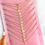 گردنبند حروف برجسته سه بعدی رنگ ثابت نقره ای  گردنبند حروف برجسته سه بعدی حروف لاتین استیل رنگ ثابت ✨ معرفی گردنبند حروف برجسته سه بعدی گردنبند حروف برجسته سه بعدی یک انتخاب جذاب و خاص برای افرادی است که به زیورآلات شخصی‌سازی‌شده علاقه دارند. این حروف با طراحی برجسته و سه‌بعدی، جلوه‌ای زیبا و متفاوت داشته و می‌توانند برای ساخت گردنبند با حرف اول اسم یا ترکیب حروف دلخواه استفاده شوند. این محصول شامل حروف لاتین و انگلیسی بوده و به دلیل طراحی ساده و شیک، برای ساخت انواع گردنبندهای زنانه، دخترانه و شخصی مناسب است. ✨ حروف استیل رنگ ثابت بوده و می‌توانید آن‌ها را با زنجیر دیپلمات یا زنجیر ماری نخی استفاده کنید و گردنبند مورد علاقه خود را بسازید. ⭐ ویژگی‌های محصول ✅ طراحی برجسته و سه‌بعدی ✅ شامل حروف لاتین و انگلیسی ✅ مناسب برای ساخت گردنبند شخصی‌سازی‌شده ✅ جنس استیل با رنگ ثابت ✅ قابل استفاده با زنجیر دیپلمات ✅ قابل استفاده با زنجیر ماری نخی ✅ حلقه و اتصالات از جنس استیل رنگ ثابت ✅ مناسب برای استفاده روزمره ✅ انتخابی زیبا برای هدیه دادن 🔤 کاربرد گردنبند حروف لاتین با استفاده از این حروف می‌توانید گردنبندهای مختلفی طراحی کنید: 💕 گردنبند با حرف اول اسم 🔤 گردنبند حروف انگلیسی ✨ گردنبند شخصی‌سازی‌شده 👭 گردنبند ست دوستان ❤️ گردنبند زوجی و عاشقانه 🎁 هدیه‌ای خاص و شخصی 📌 مشخصات فنی نام محصول: گردنبند حروف برجسته مدل: سه‌بعدی نوع حروف: لاتین / انگلیسی جنس حروف: استیل نوع رنگ: رنگ ثابت نوع زنجیر قابل استفاده: زنجیر دیپلمات و زنجیر ماری نخی جنس حلقه و اتصالات: استیل رنگ ثابت کاربرد: ساخت گردنبند و زیورآلات شخصی‌سازی‌شده 💡 چرا گردنبند حروف سه بعدی را انتخاب کنیم؟ زیورآلاتی که با حروف اسم طراحی می‌شوند، همیشه جذابیت خاصی دارند. گردنبند حروف برجسته سه بعدی به شما این امکان را می‌دهد که گردنبندی شخصی و متفاوت با حرف اول اسم خود یا فرد مورد علاقه‌تان داشته باشید. طراحی برجسته، ظاهر مدرن و امکان استفاده با زنجیرهای مختلف، این محصول را به گزینه‌ای مناسب برای ساخت یک گردنبند خاص و شخصی تبدیل کرده است. 🎁 هدیه‌ای خاص و شخصی گردنبند حروف یکی از بهترین انتخاب‌ها برای هدیه دادن است؛ زیرا می‌توانید حرف اول اسم شخص مورد نظر را انتخاب کنید. 🎂 هدیه تولد 💕 هدیه عاشقانه 👭 هدیه برای دوست صمیمی 🎁 هدیه مناسبتی 💝 هدیه‌ای شخصی و متفاوت 🛍️ خرید از خرازی آرامیس در خرازی آرامیس می‌توانید انواع گردنبند حروف، حروف لاتین، زنجیر استیل، زنجیر دیپلمات، لوازم ساخت زیورآلات و اکسسوری را تهیه کنید. برای مشاهده محصولات جدید، اطلاع از موجودی کالاها و مشاهده کد رهگیری مرسوله‌های ارسالی، عضو کانال‌های خرازی آرامیس شوید: 📢 کانال محصولات جدید: https://eitaa.com/kharraziaramis 🔍 کلمات کلیدی گردنبند حروف برجسته، گردنبند حروف سه بعدی، گردنبند حروف 3 بعدی، گردنبند حروف لاتین، گردنبند حروف انگلیسی، گردنبند حروف استیل، گردنبند حروف استیل رنگ ثابت، پلاک حروف لاتین، پلاک حروف انگلیسی، حروف برجسته استیل، حروف سه بعدی استیل، گردنبند اسم، گردنبند حرف اول اسم، گردنبند شخصی سازی شده، گردنبند حروف دخترانه، گردنبند حروف زنانه، گردنبند حروف فانتزی، گردنبند حروف طلایی، گردنبند حروف نقره ای، زنجیر دیپلمات، زنجیر ماری نخی، گردنبند با زنجیر دیپلمات، لوازم ساخت گردنبند، لوازم ساخت زیورآلات، زیورآلات شخصی سازی شده، هدیه با حرف اول اسم، خرید گردنبند حروف، قیمت گردنبند حروف، خرازی آرامیس، خرازی ارامیس، خرازی آنلاین، خرازی اینترنتی، خرازی قم، خرازی بدلیجات، لوازم زیورآلات، اکسسوری آنلاین، خرازی عمده آرامیس.