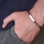 دستبنداستیل سون بنگل سون خلخال سون مشخصات محصول : رنگ : نقره ای و مشکی طلایی رنگ ثابت جنس : استیل بدون حساسیت پیج اینستاگرام  https://instagram.com/kharraziarmis کانال محصولات جدید  https://eitaa.com/kharraziaramis مشاهده کدرهگیری  https://eitaa.com/postkharraziaramis کانال ایتا ( https://eitaa.com/kharraziaramis )برای عضویت و مشاهده محصولات و رهگیری کد مرسوله های ارسالی دستبند بنگل نقره ای دستبندبنگل نقره ای دستیند نقره ای بنگل دستبند پیچ بنگل دستبند بنگل پیچ نقره ای دستبند بنگل استیل دستبند استیل بنگل دستبند رنگ ثابت بنگل دستبند بنگل رنگ ثابت دستبند بنگل سون نقره ای دستبندبنگل سون نقره ای دستیند نقره ای سون بنگل سون دستبند سون پیچ بنگل دستبند سون بنگل سون نقره ای دستبندسون بنگل استیل مردانه سون دستبند مردانه سون استیل بنگل مردانه سون دستبند سون مردانه رنگ ثابت بنگل سون  مردانه دستبند بنگل مردانه سون رنگ ثابت سون خلخال مردانه سون خلخال سون بنگل خلخال سوت بنگل مردانه خلخال سون خلخال سون مردانه انگشتر سون خرازی ارامیس خرازی قم خرازی زیورالات خرازی بازار تهران خرازی بازار بزرگ خرازی مروی خرازی مشهد خرازی شیراز خرازی اصفهان 
