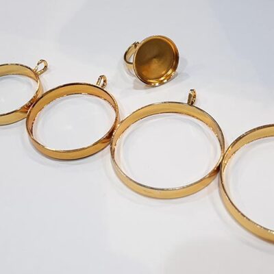 قالب برنجی گرد گردنبندی سایز بندی قاب رزین پلاک و قاب گردنبندی دایره در سایز مختلف ابعاد محصول :  قطر : 2 سانت قطر : 2/5 سانت قطر : 3 سانت قطر : 3/5 سانت  قطر : 4 سانت مدل گردنبندی تک آویز گرد محصول فاقد کفه جنس : برنجی  آبکاری استیل بسیار مقاوم کیفیت ابکاری خوب رنگ طلایی و نقره ای در طرح های متنوع و رنگ طلایی و نقره ای ثابت مناسب برای ساخت انواع زیورآلات مورد استفاده قرار میگیرد. پیج اینستاگرام  https://instagram.com/kharraziarmis کانال محصولات جدید  https://eitaa.com/kharraziaramis مشاهده کدرهگیری  https://eitaa.com/postkharraziaramis کانال ایتا ( https://eitaa.com/kharraziaramis )برای عضویت و مشاهده محصولات و رهگیری کد مرسوله های ارسالی خرازی ارامیس خرازی قم خرازی زیورالات خرازی بازار تهران خرازی بازار بزرگ خرازی مروی خرازی مشهد خرازی شیراز خرازی اصفهان قاب برنجی رزین قاب کفه دار قاب بی کفه قاب رنگ ثابت قاب گلدوزی قالب گولدوزی قاب رزین قالب رزین قالب کفه دار قالب بی کفه قاب گردنبندی قاب دستبندی رزین قاب گوشواره رزین قالب گردنبندی رزین قالب رزینی گوشواره قالب رزینی دستبندی خرازی قم خرازی ارامیس خرازی عمده قاب رزین گرد قاب گرد رزین قاب گردنبندی گرد قالب گردنبندی گرد قالب گرد رزین قاب گرد رزین خرازی آرامیس خرازی قم خرازی بدلیجات اکسسوری خرازی بازار بزرگ خرازی زیورآلات خرازی پاساژ رضا مروی خرازی کوچه مروی خرازی بازار تهران خرازی آرامیس خرازی قم خرازی بدلیجات اکسسوری خرازی ارامیس خرازی قم خرازی زیورالات خرازی بازار تهران خرازی بازار بزرگ خرازی مروی خرازی مشهد خرازی شیراز خرازی اصفهان ovhcd hvhlds خرازی ارامیس خرازی قم خرازی تهران خرازی بازار بازار خرازی عمده اکسسوری ارامیس خرازی قم گردنبندی خرازی ارامیس خرازی اینترنتی خرازی قم خرازی شهر خرازی عمده خرازی سنگ مهره فروشگاه انلاین آرامیس خرازی ارامیس قم خرازی بازار بزرگ خرازی مشهد خرازی اصفهان خرازی یزد خرازی کاشان خرازی تهران خرازی تهران بازار بزرگ خرازی تهران مشیرخلوت خرازی کوچه مروی خرازی بازار بزرگ مشیرخلوت بازار مشیرخلوت خرازی مشیرخلوت خرازی کوچه مروی خرازی مروی خرازی پاساژ امام رضا تهران خرازی گرگان خرازی ساوه خرازی کرج خرازی کرمان خرازی شیراز خرازی بابل خرازی سمنان خرازی البرز خرازی کاشمر خرازی لرستان خرازی سمنان خرازی سنندج خرازی بانه خرازی گناوه خرازی بندر خرازی بوشهر خرازی ابادان خرازی بندرعباس خرازی دامغان خرازی بدلیجات خرازی زیورالات خرازی اکسسوری ارامیس اکسسوری آرامیس Kharazi Kharazi Big Market Mashhad Kharazi Isfahan Kharazi Yazd Kharazi Kashan Kharazi Tehran Kharazi Tehran Kharazi Big Market Tehran Moshir Kholot Kharazi Marvi Alley Kharazi Big Market Moshir Kholot Kharazi Market Moshir Kholot Kharazi Alley Kharazi Marvi Kharazi Passage Imam Reza Tehran Kharazi Gorgan Kharazi Saveh Kharazi Karaj Kharazi Kerman Kharazi Shiraz Khorazi Babylon Khorazi Semnan Khorazi Alborz Khorazi Kashmer Khorazi Lorestan Khorazi Semnan Khorazi Sanandaj Khorazi Baneh Khorazi Gnave Khorazi Bandar Khorazi Bushehr Khorazi Abadan Khorazi Bandar Abbas Khorazi Damghan Khorazi Crystals Khorazi Jewelry Khorazi Accessories Aramis Accessories Aramis Accessories Steel ring, steel ring, fixed color without sensitivity, fixed color ring, without sensitivity, ring without sensitivity, silver steel ring, gold steel ring, gold ring, silver ring, girls' gold ring, girls' silver ring, women's ring, قاب برنجی قاب رزینی قاب مخصوص رزین قالب مخصوص رزین قالب برنجی رزین قالب رزین (45)