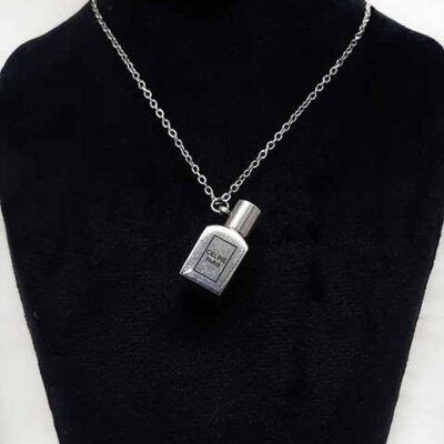 گردنبند استیل عطر یار کد450 مشخصات محصول : زنجیر : مدل دیپلمات جنس استیل سایز : 0/4 رنگ نقره ای ( رنگ ثابت بدون حساسیت ) قفل و حلقه ها استیل رنگ ثابت نقره ای طول زنجیر 45 سانت جنس استیل رنگ ثابت بدون حساسیت مشخصات پلاک ساخت ایران قد محصول  : 3 * 3/5 سانت جنس استیل رنگ ثابت رنگ ثابت بدون حساسیت پیج اینستاگرام  https://instagram.com/kharraziarmis کانال محصولات جدید  https://eitaa.com/kharraziaramis مشاهده کدرهگیری  https://eitaa.com/postkharraziaramis کانال ایتا ( https://eitaa.com/kharraziaramis )برای عضویت و مشاهده محصولات و رهگیری کد مرسوله های ارسالی گردنبند دخترانه عطر یار گردنبند مردانه عطریار گردنبند زنانه عطر یار گردنبند استیل عطریار گردنبند دخترانه عطریار گردنبند مردانه عطریار خرازی بازار بزرگ خرازی کوچه مروی پلاک عطر یار گردنبند عطریار پلاک ست عطریار پلاک استیل عطر یار گردنبند ست عطر یار گردنبند استیل عطر یار گردنبند ست استیل عطریار پلاک عطریار گردنبند عطریار عطریار پلاک ست عطریار پلاک استیل عطریار گردنبند ست عطریار گردنبند عطریار استیل اسب عطریار گردنبند ست استیل اسب خرازی ارامیس خرازی قم خرازی زیورالات خرازی بازار تهران خرازی بازار بزرگ خرازی مروی خرازی مشهد خرازی گردنبند عطر یار گردنبند عطر یار گردنبند مینیمال عطر یار گردنبندمینیمال عطریار گردنبند دخترانه عطریارگردنبند دخترانه عطر یار (1)شیراز خرازی اصفهان