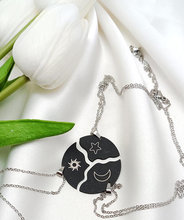 گردنبند استیل ست3نفره ماه ابر ستاره کد118