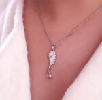 گردنبند بال فرشته نگین صورتی کد84
