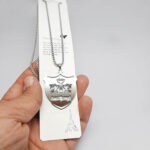 گردنبند پرسپولیس استیل کد380 با زنجیر ویتالی55سانت مشخصات محصول : زنجیر : مدل ویتالی جنس استیل رنگ ثابت سایز : رنگ نقره ای ( رنگ ثابت بدون حساسیت ) قفل و حلقه ها استیل رنگ ثابت نقره ای طول زنجیر 60 سانت جنس استیل رنگ ثابت بدون حساسیت مشخصات پلاک : پلاک : تیم پرسپولیس ساخت ایران ابعاد محصول :  تقریبی 2/7 سانت جنس استیل رنگ ثابت رنگ نقره ای ثابت بدون حساسیت پیج اینستاگرام  https://instagram.com/kharraziarmis کانال محصولات جدید  https://eitaa.com/kharraziaramis مشاهده کدرهگیری  https://eitaa.com/postkharraziaramis کانال ایتا ( https://eitaa.com/kharraziaramis )برای عضویت و مشاهده محصولات و رهگیری کد مرسوله های ارسالی پلاک تیم پرسپولیس گردنبند تیم پرسپولیس پلاک تیم پرسپولیس پلاک استیل توپ پرسپولیس گردنبند استیل پرسپولیس گردنبند استیل توپ پرسپولیس گردنبند ست استیل توپ پرسپولیس پلاک پرسپولیس گردنبند پرسپولیس پلاک استیل پرسپولیس پلاک استیل توپ پرسپولیس گردنبندپرسپولیس گردنبند استیل توپ پرسپولیس گردنبند ست استیل توپ پرسپولیس پلاک توپ پرسپولیس گردنبند استیل فوتبالیست گردنبند استیل توپ فوتبالیست گردنبند ست استیل توپ فوتبالیست پلاک فوتبالیست گردنبند فوتبالیست پلاک استیل فوتبالیست پلاک استیل توپ فوتبالیست گردنبندفوتبالیست گردنبند استیل توپ فوتبالیست گردنبند ست استیل توپ فوتبالیست گردنبند ورزشکاران گردنبند ورزشی گردنبند استیل ورزشی گردنبند مردانه ورزشی گردنبند زنانه ورزشی گردنبند نماد ورزشکاران گردنبند مناسب ورزشکاران گردنبند صنف ورزشکاران گردنبند مخصوص ورزشکاران گردنبند تیم فوتبالی گردنبند مخصوص تیم ملی فوتبالی گردنبند دخترانه فوتبالی 