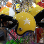 جاکلیدی طرح کلاه کاسکت مشخصات : ابعاد تقریبا قطر 4/5 سانت رنگ بندی : سفید مشکی نارنجی آبی سبز قرمز صورتی زرد دارای کش جلو کلاه جاکلیدی قفل دار کانال محصولات جدید پیام رسان ایتا https://eitaa.com/kharraziaramis کانال محصولات جدید پیام رسان روبیکا https://Rubika.ir/kharraziaramis مشاهده کدرهگیری پیام رسان ایتا https://eitaa.com/postkharraziaramis مشاهده کدرهگیری پیام رسان روبیکا https://Rubika.ir/postkharraziaramis کانال واتساپ https://whatsapp.com/channel/0029Vb6G4LDA89MaeB17xp18 پیج اینستاگرام https://instagram.com/kharraziaramis شماره واتساپ و پاسخگویی ( ساعات کاری 9 تا 13 – 17 تا 21 ) 09100772050 خرازی ارامیس خرازی قم خرازی زیورالات خرازی بازار تهران خرازی بازار بزرگ خرازی مروی خرازی مشهد خرازی شیراز خرازی اصفهان جاکلیدی کلاه کاسکت جاکلیدی کاسکت جاسوچی کلاه کاسکت اویز خوردو کلاکاسکت اویز کیف کلاه کاسکت اویز کلاه کاسکت