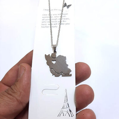 گردنبند استیل ایران قلب نقره ای کد250 مشخصات محصول : زنجیر : جنس استیل سایز : 0/4 ی رنگ نقره ای ( رنگ ثابت بدون حساسیت ) قفل و حلقه ها استیل رنگ ثابت نقره ای طول زنجیر 45 سانت جنس استیل رنگ ثابت بدون حساسیت ساخت ایران قد محصول قاب : 1/8 * 3 سانت جنس استیل رنگ ثابت رنگ ثابت بدون حساسیت پیج اینستاگرام  https://instagram.com/kharraziarmis کانال محصولات جدید  https://eitaa.com/kharraziaramis مشاهده کدرهگیری  https://eitaa.com/postkharraziaramis کانال ایتا ( https://eitaa.com/kharraziaramis )برای عضویت و مشاهده محصولات و رهگیری کد مرسوله های ارسالی خرازی ارامیس خرازی قم خرازی زیورالات خرازی بازار تهران خرازی بازار بزرگ خرازی مروی خرازی مشهد خرازی شیراز خرازی اصفهان پلاک ایران گردنبند ایران پلاک ست ایران پلاک استیل ایران گردنبندایران گردنبند استیل ایران گردنبند ست استیل ایران ایران ایران