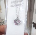 گردنبند دخترانه ماه سوارسکی کد4 مشخصات محصول : زنجیر : جنس استیل سایز : 0/4 رنگ نقره ای ( رنگ ثابت بدون حساسیت ) قفل و حلقه ها استیل رنگ ثابت طلایی طول زنجیر 45 سانت جنس استیل رنگ ثابت بدون حساسیت مشخصات پلاک قطر محصول :  سانت جنس سوارسکی کانال محصولات جدید پیام رسان ایتا https://eitaa.com/kharraziaramis کانال محصولات جدید پیام رسان روبیکا https://Rubika.ir/kharraziaramis مشاهده کدرهگیری پیام رسان ایتا https://eitaa.com/postkharraziaramis مشاهده کدرهگیری پیام رسان روبیکا https://Rubika.ir/postkharraziaramis کانال واتساپ https://whatsapp.com/channel/0029Vb6G4LDA89MaeB17xp18 پیج اینستاگرام https://instagram.com/kharraziaramis شماره واتساپ و پاسخگویی ( ساعات کاری 9 تا 13 – 17 تا 21 ) 09100772050 خرازی ارامیس خرازی قم خرازی زیورالات خرازی بازار تهران خرازی بازار بزرگ خرازی مروی خرازی مشهد خرازی شیراز خرازی اصفهان  گردنبند دخترانه ماه گردنبند ماه گردنبند زنانه ماه گردنبند استیل ماه گردنبند رتگ ثابت ماه گردنبند ماه استیل گردنبند نقره ای ماه گردنبند استیل دخترانه ماه