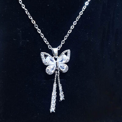 گردنبند پروانه سوارسکی کد245 مشخصات محصول : زنجیر : جنس استیل سایز : 0/4 رنگ نقره ای ( رنگ ثابت بدون حساسیت ) قفل و حلقه ها استیل رنگ ثابت نقره ای طول زنجیر 45 سانت جنس استیل رنگ ثابت بدون حساسیت ساخت قد محصول قاب : 3* 2 سانت جنس سوارسکی کانال محصولات جدید پیام رسان ایتا https://eitaa.com/kharraziaramis کانال محصولات جدید پیام رسان روبیکا https://Rubika.ir/kharraziaramis مشاهده کدرهگیری پیام رسان ایتا https://eitaa.com/postkharraziaramis مشاهده کدرهگیری پیام رسان روبیکا https://Rubika.ir/postkharraziaramis کانال واتساپ https://whatsapp.com/channel/0029Vb6G4LDA89MaeB17xp18 پیج اینستاگرام https://instagram.com/kharraziaramis شماره واتساپ و پاسخگویی ( ساعات کاری 9 تا 13 – 17 تا 21 ) 09100772050 خرازی ارامیس خرازی قم خرازی زیورالات خرازی بازار تهران خرازی بازار بزرگ خرازی مروی خرازی مشهد خرازی شیراز خرازی اصفهان گردنبند پروانه گردنبندپروانه گردنبند پروانه گردنبندپروانه استیل گردنبند دخترانه پروانه رنگ ثابت گردنبند ست پروانه گردنبند استیل پروانه گردنبند زنانه پروانه گردنبند دحترانه پروانه گردنبند استیل دخترانه پروانه گردنبند دخترانه استیل پروانه گردنبند رنگ ثابت پروانه گردنبند رتگ ثابت پروانه گردنبند زنانه پروانه گردنبند 