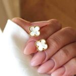 دستبند و گردنبند ونکلیف سفید زنجیر طلایی مشخصات محصول : گردنبند ونکلیف : طول زنجیر 45 سانت ( 5 سانت زنجیر سایز ) تعداد ونکلیف : 5 عدد در هر گردنبند فاصله هر ونکلیف : 3 سانت زنجیر تنظیم 5 سانت با خرجکار آویز انتهای زنجیر رنگ زنجیر طلایی رنگ ونکلیف مشکی جنس زنجیر استیل رنگ ثابت بدون حساسیت تمام اتصالات و قفل استیل رنگ ثابت دستبند ونکلیف : طول زنجیر 23 سانت ( 5 سانت زنجیر سایز ) تعداد ونکلیف : 5 عدد در هر گردنبند فاصله هر ونکلیف : 1/5 سانت زنجیر تنظیم 5 سانت با خرجکار آویز انتهای زنجیر رنگ زنجیر طلایی رنگ ونکلیف مشکی جنس زنجیر استیل رنگ ثابت بدون حساسیت تمام اتصالات و قفل استیل رنگ ثابت کانال محصولات جدید پیام رسان ایتا https://eitaa.com/kharraziaramis کانال محصولات جدید پیام رسان روبیکا https://Rubika.ir/kharraziaramis مشاهده کدرهگیری پیام رسان ایتا https://eitaa.com/postkharraziaramis مشاهده کدرهگیری پیام رسان روبیکا https://Rubika.ir/postkharraziaramis پیج اینستاگرام https://instagram.com/kharraziaramis دستبند ونکلیف دستبند زنانه ونکلیف دستبند دخترانه ونکلیف گردنبند ونکلیف گردنبند زنانه ونکلیف گردنبند دخترانه ونکلیف دستبند استیل ونکلیف دستبند استیل زنانه ونکلیف دستبند استیل دخترانه ونکلیف گردنبند استیل ونکلیف گردنبند استیل زنانه ونکلیف گردنبند استیل دخترانه ونکلیف دستبند ونکلیف استیل دستبند ونکلیف زنانه استیل دستبند ونکلیف دخترانه استیل گردنبند ونکلیف استیل گردنبند ونکلیف زنانه استیل گردنبند ونکلیف دخترانه استیل دستبند ونکلیف دستبند ونکلیف زنانه دستبند ونکلیف دخترانه گردنبند ونکلیف گردنبند ونکلیف زنانه گردنبند ونکلیف دخترانه خرازی ارامیس خرازی قم خرازی زیورالات خرازی بازار تهران خرازی بازار بزرگ خرازی مروی خرازی مشهد خرازی شیراز خرازی اصفهان دستبند ون کلیف دستبند زنانه ون کلیف دستبند دخترانه ون کلیف گردنبند ون کلیف گردنبند زنانه ون کلیف گردنبند دخترانه ون کلیف دستبند استیل ون کلیف دستبند استیل زنانه ون کلیف دستبند استیل دخترانه ون کلیف گردنبند استیل ون کلیف گردنبند استیل زنانه ون کلیف گردنبند استیل دخترانه ون کلیف دستبند ون کلیف استیل دستبند ون کلیف زنانه استیل دستبند ون کلیف دخترانه استیل گردنبند ون کلیف استیل گردنبند ون کلیف زنانه استیل گردنبند ون کلیف دخترانه استیل دستبند ون کلیف دستبند ون کلیف زنانه دستبند ون کلیف دخترانه گردنبند ون کلیف گردنبند ون کلیف زنانه گردنبند ون کلیف دخترانه دستبند ونکلیف مشکی دستبند زنانه ونکلیف مشکی دستبند دخترانه ونکلیف مشکی گردنبند ونکلیف مشکی گردنبند زنانه ونکلیف مشکی گردنبند دخترانه ونکلیف مشکی دستبند ونکلیف سفید دستبند زنانه ونکلیف سفید دستبند دخترانه ونکلیف سفید گردنبند ونکلیف سفید گردنبند زنانه ونکلیف سفید گردنبند دخترانه ونکلیف سفید دستبند ونکلیف سیلور دستبند زنانه ونکلیف سیلور دستبند دخترانه ونکلیف سیلور گردنبند ونکلیف سیلور گردنبند زنانه ونکلیف سیلور گردنبند دخترانه ونکلیف سیلور دستبند ونکلیف نقره ای دستبند زنانه ونکلیف نقره ای دستبند دخترانه ونکلیف نقره ای گردنبند ونکلیف نقره ای گردنبند زنانه ونکلیف نقره ای گردنبند دخترانه ونکلیف نقره ای دستبند ونکلیف طلایی دستبند زنانه ونکلیف طلایی دستبند دخترانه ونکلیف طلایی گردنبند ونکلیف طلایی گردنبند زنانه ونکلیف طلایی گردنبند دخترانه ونکلیف طلایی گردنبند و دستبند ونکلیف نیم ست ونکلیف گردنبنددستبند ونکلیف نیم ست ونکلیف گردنبند و دستبند زنانه ونکلیف نیم ست زنانه ونکلیف گردنبند و دستبند دخترانه ونکلیف نیم ست دخترانه ونکلیف دستبند گردنبند ونکلیف دستیند و گردنبند دخترانه ونکلیف دستبند و گردنبند زنانه ونکلیف