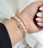 ست دستبند گردنبند سه لاین مروارید استیل مشخصات  : دستبند سه لاین استیل رنگ ثابت لاین اول زنجیر خلخال طلایی طول 16 سانت لاین دوم زنجیر مروارید سفید فاصله مهره یک سانت طول زنجیر 16 سانت لاین سوم کارتیر تراش طلایی طول زنجیر 16 سانت طول زنجیر سایز رنگ طلایی طلایی 5 سانت قفل و اتصالات استیل رنگ ثابت گردنبند سه لاین استیل رنگ ثابت لاین اول زنجیر مروارید سفید فاصله مهره یک سانت طول زنجیر 42 سانت لاین دوم  زنجیر خلخال طلایی طول 46 سانت لاین سوم کارتیر تراش طلایی طول زنجیر 53 سانت قفل و اتصالات استیل رنگ ثابت کانال محصولات و کدرهگیری واتساپ https://whatsapp.com/channel/0029Vb6G4LDA89MaeB17xp18 کانال محصولات جدید پیام رسان ایتا https://eitaa.com/kharraziaramis مشاهده کدرهگیری پیام رسان ایتا https://eitaa.com/postkharraziaramis پیج اینستاگرام https://instagram.com/kharraziaramis شماره واتساپ و پاسخگویی ( ساعات کاری  9 تا 14 ) 09100772050 دستبند استیل ون کلیف دستبند زنانه استیل ونکلیف دستبند ونکلیف استیل دستبند زنانه استیل ون کلیف دستبند رنگ ثابت ونکلیف دستبند رنگ ثایت ونکلیف دستبند دخترانه ونکلیف دستبند زنانه ونکلیف دستبند و گردنبند استیل دستبند زنانه گردنبند زنانه گردنبند سه لاین زنانه دستبند سه لاین زنانه خرازی آرامیس گردنبند استیل ون کلیف گردنبند زنانه استیل ونکلیف گردنبند ونکلیف استیل گردنبند زنانه استیل ون کلیف گردنبند رنگ ثابت ونکلیف گردنبند رنگ ثایت ونکلیف گردنبند دخترانه ونکلیف گردنبند زنانه ونکلیف گردنبند و گردنبند استیل گردنبند زنانه گردنبند زنانه گردنبند سه لاین زنانه دستبند سه لاین زنانه