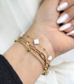 ست دستبند گردنبند سه لاین ونکلیف سنگی استیل مشخصات  : دستبند سه لاین استیل رنگ ثابت لاین اول زنجیر خلخال طلایی طول 16 سانت لاین دوم زنجیر ونکلیف سفید فاصله مهره سه نیم سانت طول زنجیر 16 سانت لاین سوم کارتیر تراش طلایی طول زنجیر 16 سانت طول زنجیر سایز رنگ طلایی طلایی 5 سانت قفل و اتصالات استیل رنگ ثابت گردنبند سه لاین استیل رنگ ثابت لاین اول زنجیر ونکلیف سفید فاصله مهره سه نیم سانت طول زنجیر 42 سانت لاین دوم  زنجیر خلخال طلایی طول 46 سانت لاین سوم کارتیر تراش طلایی طول زنجیر 53 سانت قفل و اتصالات استیل رنگ ثابت کانال محصولات و کدرهگیری واتساپ https://whatsapp.com/channel/0029Vb6G4LDA89MaeB17xp18 کانال محصولات جدید پیام رسان ایتا https://eitaa.com/kharraziaramis مشاهده کدرهگیری پیام رسان ایتا https://eitaa.com/postkharraziaramis پیج اینستاگرام https://instagram.com/kharraziaramis شماره واتساپ و پاسخگویی ( ساعات کاری  9 تا 14 ) 09100772050 دستبند استیل ونکلیف دستبند زنانه استیل ونکلیف دستبند ونکلیف استیل دستبند زنانه استیل ونکلیف دستبند رنگ ثابت ونکلیف دستبند رنگ ثایت ونکلیف دستبند دخترانه ونکلیف دستبند زنانه ونکلیف دستبند و گردنبند استیل دستبند زنانه گردنبند زنانه گردنبند سه لاین زنانه دستبند سه لاین زنانه خرازی آرامیس گردنبند استیل ونکلیف گردنبند زنانه استیل ونکلیف گردنبند ونکلیف استیل گردنبند زنانه استیل ونکلیف گردنبند رنگ ثابت ونکلیف گردنبند رنگ ثایت ونکلیف گردنبند دخترانه ونکلیف گردنبند زنانه ونکلیف گردنبند و گردنبند استیل گردنبند زنانه گردنبند زنانه گردنبند سه لاین زنانه دستبند سه لاین زنانه