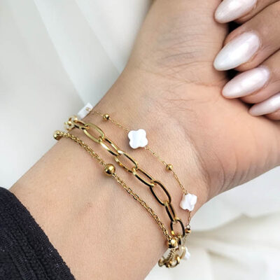 ست دستبند گردنبند سه لاین ونکلیف سنگی استیل مشخصات  : دستبند سه لاین استیل رنگ ثابت لاین اول زنجیر خلخال طلایی طول 16 سانت لاین دوم زنجیر ونکلیف سفید فاصله مهره سه نیم سانت طول زنجیر 16 سانت لاین سوم کارتیر تراش طلایی طول زنجیر 16 سانت طول زنجیر سایز رنگ طلایی طلایی 5 سانت قفل و اتصالات استیل رنگ ثابت گردنبند سه لاین استیل رنگ ثابت لاین اول زنجیر ونکلیف سفید فاصله مهره سه نیم سانت طول زنجیر 42 سانت لاین دوم  زنجیر خلخال طلایی طول 46 سانت لاین سوم کارتیر تراش طلایی طول زنجیر 53 سانت قفل و اتصالات استیل رنگ ثابت کانال محصولات و کدرهگیری واتساپ https://whatsapp.com/channel/0029Vb6G4LDA89MaeB17xp18 کانال محصولات جدید پیام رسان ایتا https://eitaa.com/kharraziaramis مشاهده کدرهگیری پیام رسان ایتا https://eitaa.com/postkharraziaramis پیج اینستاگرام https://instagram.com/kharraziaramis شماره واتساپ و پاسخگویی ( ساعات کاری  9 تا 14 ) 09100772050 دستبند استیل ونکلیف دستبند زنانه استیل ونکلیف دستبند ونکلیف استیل دستبند زنانه استیل ونکلیف دستبند رنگ ثابت ونکلیف دستبند رنگ ثایت ونکلیف دستبند دخترانه ونکلیف دستبند زنانه ونکلیف دستبند و گردنبند استیل دستبند زنانه گردنبند زنانه گردنبند سه لاین زنانه دستبند سه لاین زنانه خرازی آرامیس گردنبند استیل ونکلیف گردنبند زنانه استیل ونکلیف گردنبند ونکلیف استیل گردنبند زنانه استیل ونکلیف گردنبند رنگ ثابت ونکلیف گردنبند رنگ ثایت ونکلیف گردنبند دخترانه ونکلیف گردنبند زنانه ونکلیف گردنبند و گردنبند استیل گردنبند زنانه گردنبند زنانه گردنبند سه لاین زنانه دستبند سه لاین زنانه