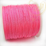 نخ براق درجه یک رول کامل و دندلیون نخ براق مجکم بدون کش آمدن فروش بصورت رول 100 متری نخ های براق با کیفیت عالی مناسب برای بساخت دستبند، گردنبند، تسبیح ، بند عینک، ... بکار میرود و نخی عالی برای بافت های دستبندی محکم و مقام  در برابر فرسایش و پارگی در طیف رنگی بالا نخ دندلیون