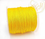 نخ براق درجه یک رول کامل و دندلیون نخ براق مجکم بدون کش آمدن فروش بصورت رول 100 متری نخ های براق با کیفیت عالی مناسب برای بساخت دستبند، گردنبند، تسبیح ، بند عینک، ... بکار میرود و نخی عالی برای بافت های دستبندی محکم و مقام  در برابر فرسایش و پارگی در طیف رنگی بالا نخ دندلیون