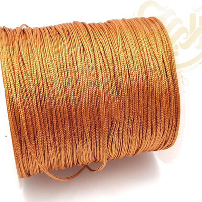 نخ براق درجه یک رول کامل و دندلیون نخ براق مجکم بدون کش آمدن فروش بصورت رول 100 متری نخ های براق با کیفیت عالی مناسب برای بساخت دستبند، گردنبند، تسبیح ، بند عینک، ... بکار میرود و نخی عالی برای بافت های دستبندی محکم و مقام  در برابر فرسایش و پارگی در طیف رنگی بالا نخ دندلیون