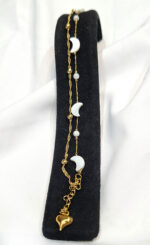 دستبند دولاین طرح ونکلیف بازنجیر خلخال مشخصات : زنجیر ونکلیف سنگی 15 سانت زنجیر خلخال 15/2 سانت زنجیر سایز 4 سانت آویز قلب انتهای دستبند + قفل + حلقه اتصال دستبند کاملا استیل آبکاری طلایی رنگ ثابت بدون حساسیت کانال محصولات و کدرهگیری واتساپ https://whatsapp.com/channel/0029Vb6G4LDA89MaeB17xp18 کانال محصولات جدید پیام رسان ایتا https://eitaa.com/kharraziaramis شماره واتساپ و پاسخگویی ( ساعات کاری  9 تا 14 ) 09100772050 دستبند دو لاین استیل دستبند دوتایی استیل دستبند دخترانه دولاین دستبند زنانه دولاین دستبند استیل دستبند استیل ونکلیف دستبند ون کلیف دستبند دخترانه ونکلیف دستبند زنانه ونکلیف دولاین خرازی آرامیس