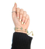 دستبند دولاین سنگ طبیعی بازنجیر خلخال مشخصات : زنجیر ونکلیف سنگی 15 سانت زنجیر خلخال 15/2 سانت زنجیر سایز 4 سانت آویز قلب انتهای دستبند + قفل + حلقه اتصال دستبند کاملا استیل آبکاری طلایی رنگ ثابت بدون حساسیت کانال محصولات و کدرهگیری واتساپ https://whatsapp.com/channel/0029Vb6G4LDA89MaeB17xp18 کانال محصولات جدید پیام رسان ایتا https://eitaa.com/kharraziaramis شماره واتساپ و پاسخگویی ( ساعات کاری  9 تا 14 ) 09100772050 دستبند دو لاین استیل دستبند دوتایی استیل دستبند دخترانه دولاین دستبند زنانه دولاین دستبند استیل دستبند استیل ونکلیف دستبند ون کلیف دستبند دخترانه ونکلیف دستبند زنانه ونکلیف دولاین خرازی آرامیس