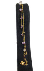 دستبند دولاین سنگ طبیعی بازنجیر خلخال مشخصات : زنجیر ونکلیف سنگی 15 سانت زنجیر خلخال 15/2 سانت زنجیر سایز 4 سانت آویز قلب انتهای دستبند + قفل + حلقه اتصال دستبند کاملا استیل آبکاری طلایی رنگ ثابت بدون حساسیت کانال محصولات و کدرهگیری واتساپ https://whatsapp.com/channel/0029Vb6G4LDA89MaeB17xp18 کانال محصولات جدید پیام رسان ایتا https://eitaa.com/kharraziaramis شماره واتساپ و پاسخگویی ( ساعات کاری  9 تا 14 ) 09100772050 دستبند دو لاین استیل دستبند دوتایی استیل دستبند دخترانه دولاین دستبند زنانه دولاین دستبند استیل دستبند استیل ونکلیف دستبند ون کلیف دستبند دخترانه ونکلیف دستبند زنانه ونکلیف دولاین خرازی آرامیس