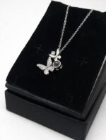 گردنبند به صد زبان دوستت دارم پروانه کد343