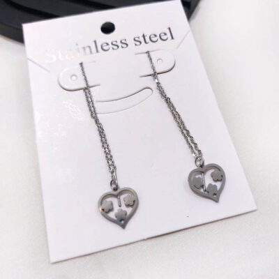 گوشواره بخیه ای استیل قلب با سه گل مشخصات : طول زنجیر : 6 سانت طول پلاک : یک سانت رنگ طلایی و نقره ای جنس استیل رنگ ثابت کانال محصولات جدید پیام رسان ایتا https://eitaa.com/kharraziaramis مشاهده کدرهگیری پیام رسان ایتا https://eitaa.com/postkharraziaramis کانال واتساپ https://whatsapp.com/channel/0029Vb6G4LDA89MaeB17xp18 پیج اینستاگرام https://instagram.com/kharraziaramis شماره واتساپ و پاسخگویی ( ساعات کاری 9 تا 13 – 17 تا 21 ) 09100772050 خرازی ارامیس خرازی قم خرازی زیورالات خرازی بازار تهران خرازی بازار بزرگ خرازی مروی خرازی مشهد خرازی شیراز خرازی اصفهان گوشواره بخیه ی گوشواره گوشواره استیل بخیه قلب گوشواره دخترانه بخیه ای قلب گوشواره زنجیری قلب بخیه ای قلب گوشواره رنگ ثابت بخیه ای قلب گوشواره بخیه ای قلب گوشواره قلب گوشواره قلب بخیه ای قلب گوشواره دخترانه بخیه ای قلب گوشواره زنجیری بخیه ای قلب گوشواره رنگ ثابت بخیه ای قلب