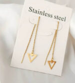 گوشواره بخیه ای استیل مثلثی طلایی مشخصات : طول زنجیر : 6 سانت طول پلاک : یک سانت رنگ طلایی و نقره ای جنس استیل رنگ ثابت کانال محصولات جدید پیام رسان ایتا https://eitaa.com/kharraziaramis مشاهده کدرهگیری پیام رسان ایتا https://eitaa.com/postkharraziaramis کانال واتساپ https://whatsapp.com/channel/0029Vb6G4LDA89MaeB17xp18 پیج اینستاگرام https://instagram.com/kharraziaramis شماره واتساپ و پاسخگویی ( ساعات کاری 9 تا 13 – 17 تا 21 ) 09100772050 خرازی ارامیس خرازی قم خرازی زیورالات خرازی بازار تهران خرازی بازار بزرگ خرازی مروی خرازی مشهد خرازی شیراز خرازی اصفهان گوشواره مثلثی گوشواره گوشواره استیل بخیه مثلثی گوشواره دخترانه بخیه ای مثلثی گوشواره زنجیری مثلثی بخیه ای مثلثی گوشواره رنگ ثابت بخیه ای مثلثی گوشواره بخیه ای مثلثی گوشواره مثلثی گوشواره مثلثی بخیه ای مثلثی گوشواره دخترانه بخیه ای مثلثی گوشواره زنجیری بخیه ای مثلثی گوشواره رنگ ثابت بخیه ای مثلثی