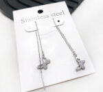 گوشواره بخیه ای استیل پروانه نقره ی مشخصات : طول زنجیر : 6 سانت طول پلاک : یک سانت رنگ طلایی و نقره ای جنس استیل رنگ ثابت کانال محصولات جدید پیام رسان ایتا https://eitaa.com/kharraziaramis مشاهده کدرهگیری پیام رسان ایتا https://eitaa.com/postkharraziaramis کانال واتساپ https://whatsapp.com/channel/0029Vb6G4LDA89MaeB17xp18 پیج اینستاگرام https://instagram.com/kharraziaramis شماره واتساپ و پاسخگویی ( ساعات کاری 9 تا 13 – 17 تا 21 ) 09100772050 خرازی ارامیس خرازی قم خرازی زیورالات خرازی بازار تهران خرازی بازار بزرگ خرازی مروی خرازی مشهد خرازی شیراز خرازی اصفهان گوشواره پروانه ی گوشواره گوشواره استیل بخیه پروانه گوشواره دخترانه بخیه ای پروانه گوشواره زنجیری پروانه بخیه ای پروانه گوشواره رنگ ثابت بخیه ای پروانه گوشواره بخیه ای پروانه گوشواره پروانه گوشواره پروانه بخیه ای پروانه گوشواره دخترانه بخیه ای پروانه گوشواره زنجیری بخیه ای پروانه گوشواره رنگ ثابت بخیه ای پروانه