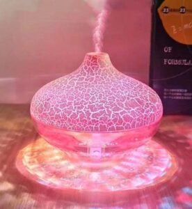 دستگاه بخور سرد کریستالی طرح سنگی با ۷تغییررنگLED  مرطوب‌کننده هوای USB و چراغ خواب 🪨 دستگاه بخور سرد کریستالی طرح سنگی؛ ترکیبی از رطوبت‌رسانی، نورپردازی و طراحی مدرن اگر به دنبال یک دستگاه بخور سرد رومیزی با طراحی خاص و دکوراتیو هستید، دستگاه بخور سرد کریستالی طرح سنگی با ۷ تغییر رنگ LED انتخابی ایده‌آل برای منزل، اتاق خواب، میز کار یا محل کار است. طراحی زیبای بدنه با الهام از بافت سنگ کریستالی، در کنار نورپردازی هفت‌رنگ LED، جلوه‌ای مدرن و آرامش‌بخش به محیط می‌بخشد. ✨ این دستگاه با مخزن ۳۰۰ میلی‌لیتری، عملکرد کم‌صدا، تغذیه از طریق USB و قابلیت تغییر رنگ نور، علاوه بر افزایش رطوبت محیط، به‌عنوان یک چراغ خواب دکوراتیو نیز قابل استفاده است. ⭐ ویژگی‌های محصول ✅ طراحی خاص کریستالی طرح سنگی ✅ مخزن آب با ظرفیت ۳۰۰ میلی‌لیتر ✅ دارای چراغ خواب LED با ۷ تغییر رنگ ✅ نور سفید گرم همراه با جلوه‌های تغییر رنگ ✅ تغذیه از طریق کابل USB ✅ عملکرد فوق‌العاده بی‌صدا ✅ دارای خاموش شدن خودکار برای ایمنی بیشتر ✅ مناسب برای منزل، محل کار، خودرو، اتاق خواب و سفر ✅ کمک به حفظ رطوبت مناسب محیط و کاهش خشکی پوست و مجاری تنفسی 📌 مشخصات فنی نام محصول: دستگاه بخور سرد کریستالی طرح سنگی ظرفیت مخزن: ۳۰۰ میلی‌لیتر منبع تغذیه: USB نوع نور: LED هفت‌رنگ با نور سفید گرم قابلیت‌ها: تغییر رنگ نور، خاموش شدن خودکار، عملکرد بی‌صدا کاربرد: مرطوب‌کننده هوا، بخور سرد، چراغ خواب، دکور اتاق 💡 چرا این محصول را انتخاب کنیم؟ هوای خشک می‌تواند باعث خشکی پوست و ایجاد احساس ناراحتی در محیط شود. دستگاه بخور سرد کریستالی طرح سنگی با تولید مه سرد و یکنواخت، کیفیت هوای محیط را بهبود می‌بخشد و با نورپردازی هفت‌رنگ LED، فضایی آرام و دلنشین ایجاد می‌کند. طراحی خاص طرح سنگی نیز این محصول را به یک وسیله دکوراتیو زیبا برای منزل یا محل کار تبدیل کرده است. 🛍️ خرید از خرازی آرامیس در خرازی آرامیس می‌توانید انواع دستگاه بخور سرد، چراغ خواب LED، لوازم دکوری و محصولات متنوع را با قیمت مناسب تهیه کنید. همچنین با عضویت در کانال ایتای خرازی آرامیس می‌توانید جدیدترین محصولات را مشاهده کرده و کد رهگیری مرسوله‌های ارسالی خود را دریافت کنید. 📢 کانال محصولات جدید: https://eitaa.com/kharraziaramis 🔍 کلمات کلیدی دستگاه بخور سرد، دستگاه بخور سرد کریستالی، دستگاه بخور طرح سنگی، دستگاه بخور کریستالی طرح سنگی، دستگاه بخور USB، دستگاه بخور رومیزی، مرطوب کننده هوا، مرطوب کننده رومیزی، رطوبت ساز، دستگاه هواساز، دستگاه بخور و شب خواب، بخور سرد، شب خواب، چراغ خواب LED، چراغ خواب هفت رنگ، چراغ خواب چند رنگ، دستگاه بخور اتاق خواب، دستگاه بخور کودک، دستگاه بخور مسافرتی، بخور سرد بی صدا، دستگاه بخور ۳۰۰ میلی لیتری، دستگاه بخور رومیزی USB، خرید دستگاه بخور سرد، قیمت دستگاه بخور سرد، خرازی آرامیس، خرازی آنلاین، خرازی اینترنتی، خرازی قم، لوازم دکوری، مرطوب کننده USB.